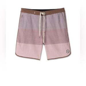 Vuori men’s cruise board short size 32